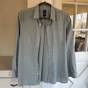 Gap Men's Button Down Casual Shirt